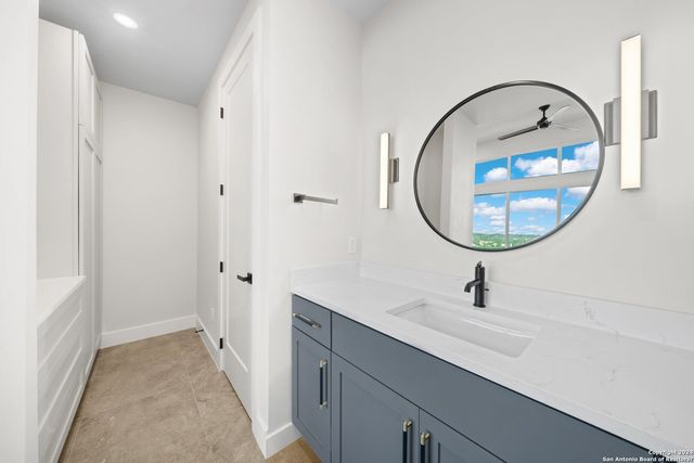 270 Lehmann, Kerrville, TX 78028
