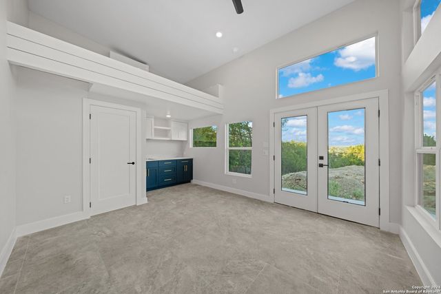270 Lehmann, Kerrville, TX 78028