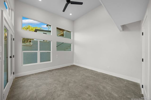 270 Lehmann, Kerrville, TX 78028