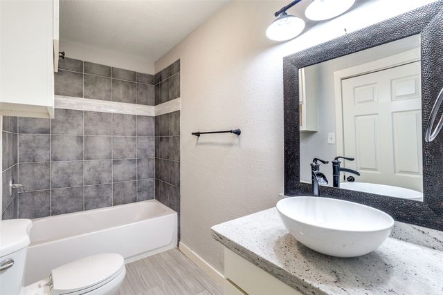 438 Lost Lane, Midlothian, TX 76065