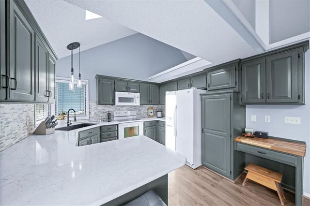 17287 W 157th Street, Olathe, KS 66062