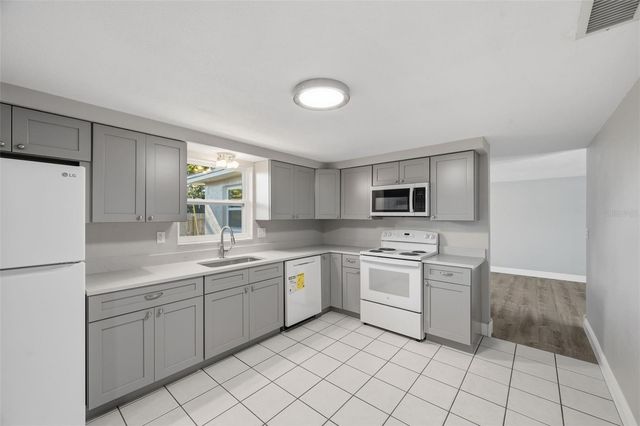 7330 RHINEBECK DRIVE, Port Richey, FL 34668