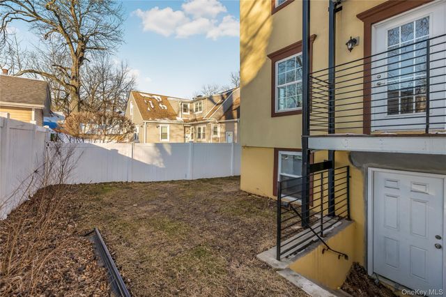 316 E 4th Street, Mount Vernon, NY 10553