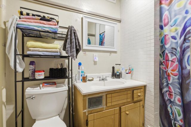 715 E Division Street, Springfield, MO 65803