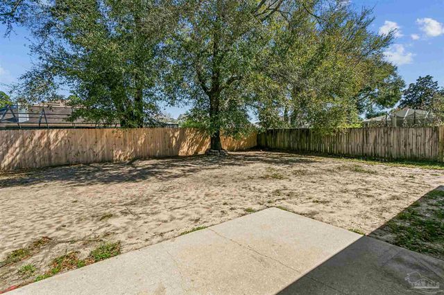 4798 Jaimee Leigh Dr, Milton, FL 32570