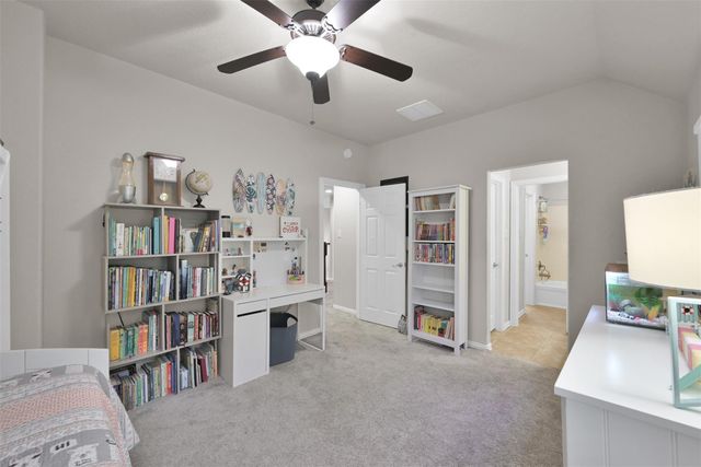 2508 Belton Shores Drive, Conroe, TX 77304