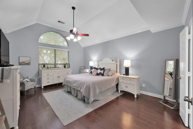 2508 Belton Shores Drive, Conroe, TX 77304