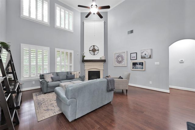 2508 Belton Shores Drive, Conroe, TX 77304