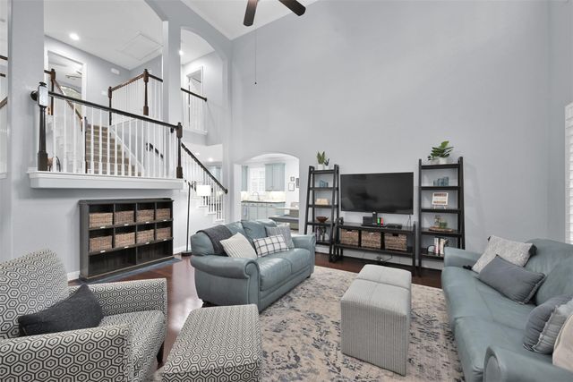2508 Belton Shores Drive, Conroe, TX 77304