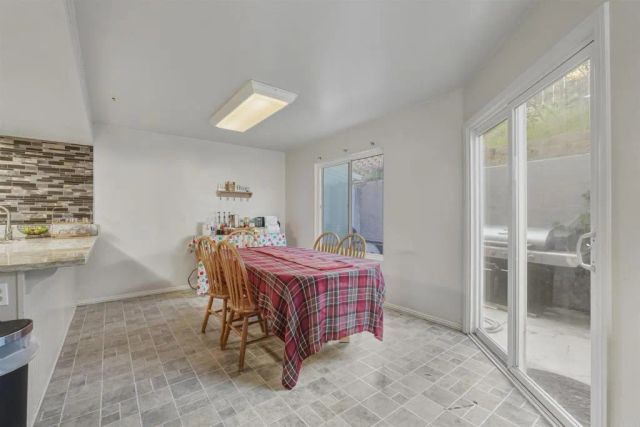 320 Rolling Hills Lane, San Marcos, CA 92069