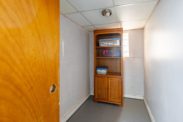 6733 S Campbell Avenue, Chicago, IL 60629
