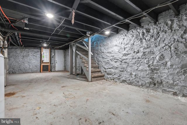 2215 RIGGS AVE, Baltimore, MD 21216