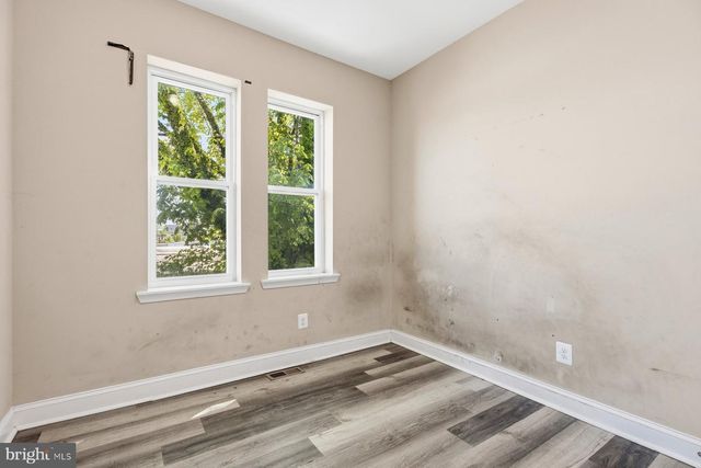 2215 RIGGS AVE, Baltimore, MD 21216