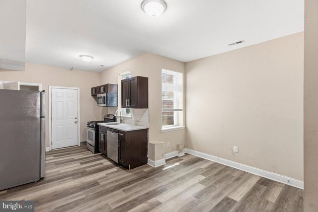 2215 RIGGS AVE, Baltimore, MD 21216
