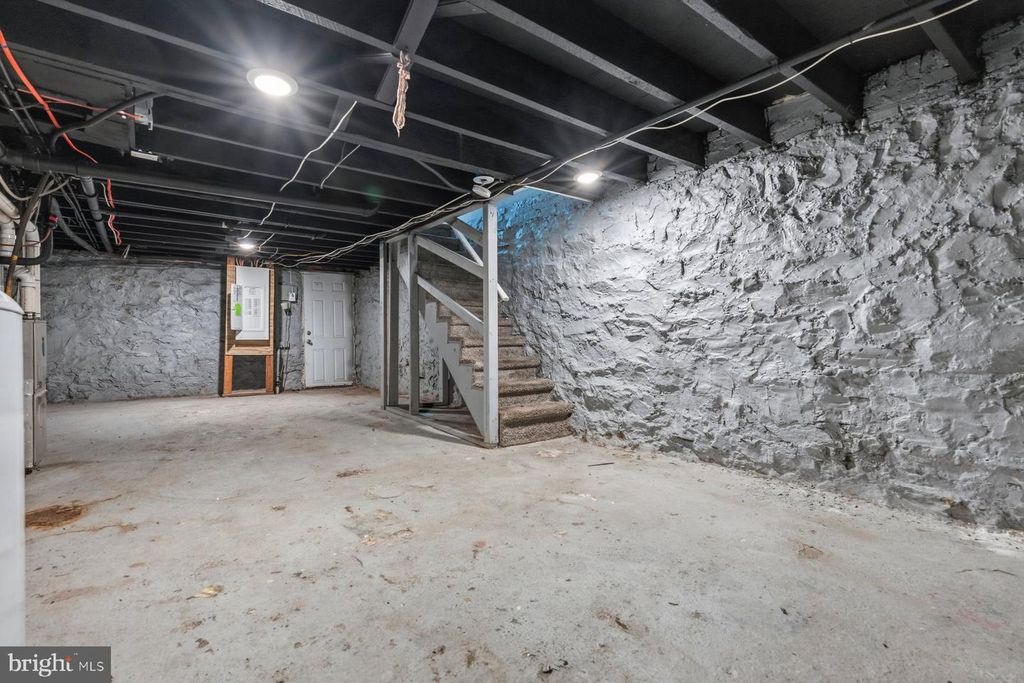 Image 13 of property listing at 2215 RIGGS AVE, Baltimore, MD 21216
