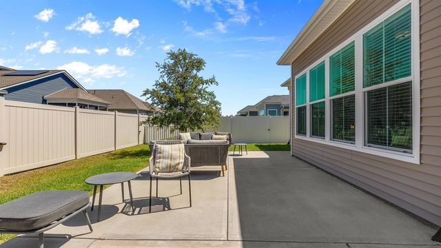 8092 Brogdon Dr, Myrtle Beach, SC 29579