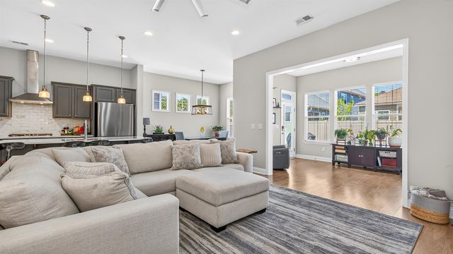 8092 Brogdon Dr, Myrtle Beach, SC 29579