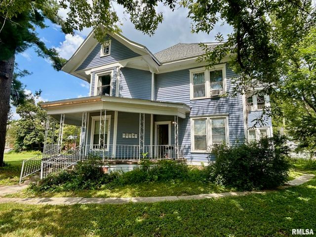 209 N SPRINGER Street, Carbondale, IL 62901