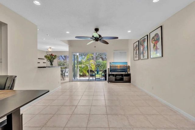 6706 Boca Pines Trail C, Boca Raton, FL 33433