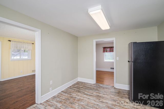 1606 Davis Park Road, Gastonia, NC 28052