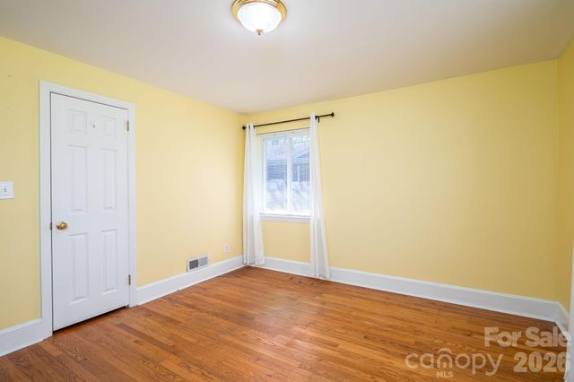 1606 Davis Park Road, Gastonia, NC 28052