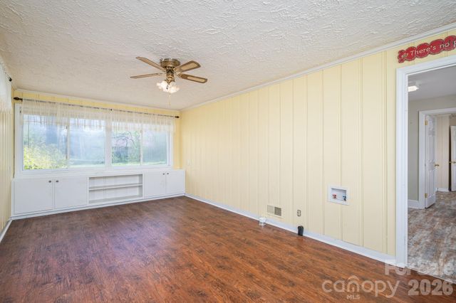 1606 Davis Park Road, Gastonia, NC 28052