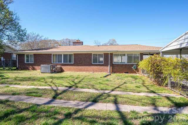 1606 Davis Park Road, Gastonia, NC 28052