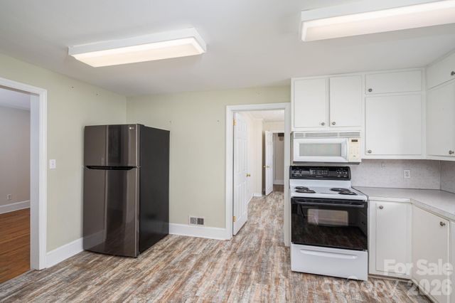 1606 Davis Park Road, Gastonia, NC 28052