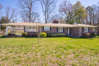 1606 Davis Park Road, Gastonia, NC 28052