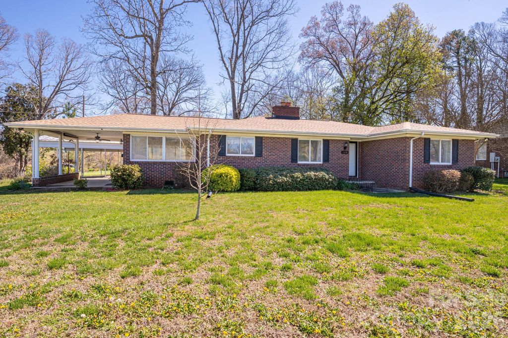 1606 Davis Park Road, Gastonia, NC 28052