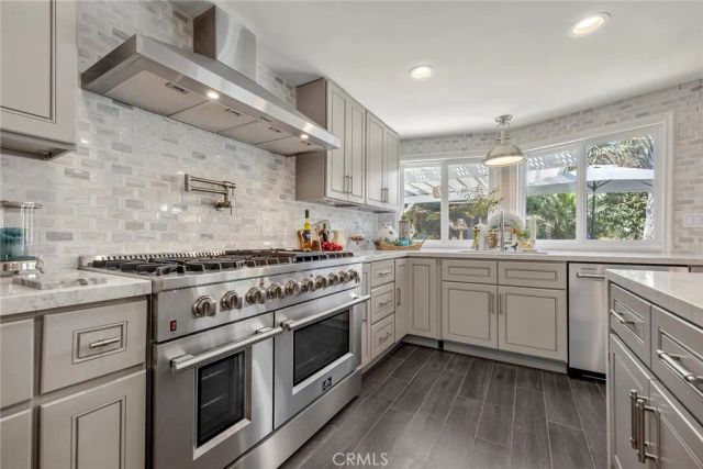 107 San Anselmo, Placentia, CA 92870
