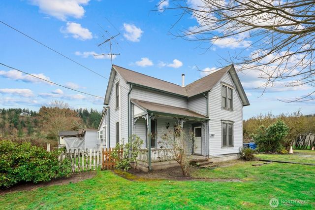 20807 Orville Road E, Orting, WA 98360