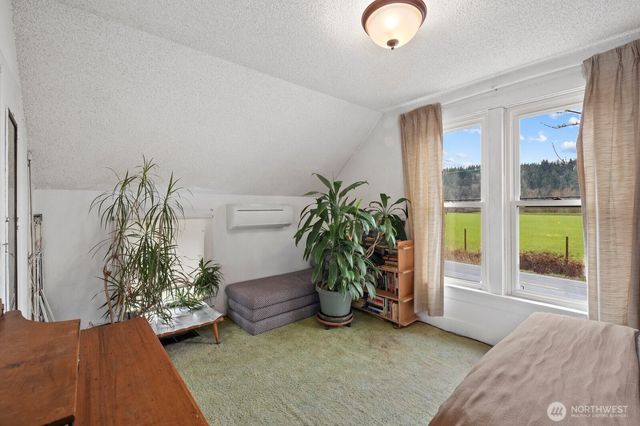 20807 Orville Road E, Orting, WA 98360