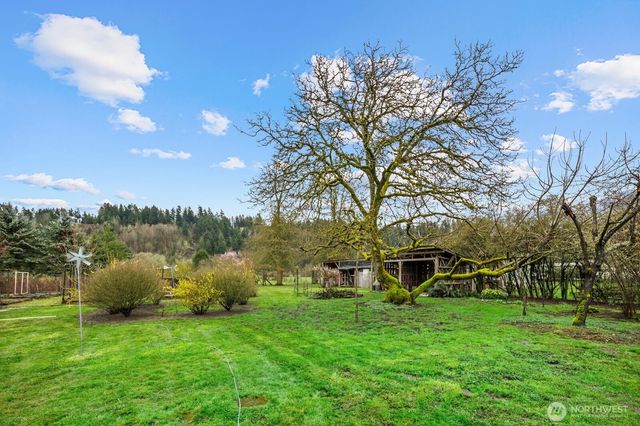 20807 Orville Road E, Orting, WA 98360