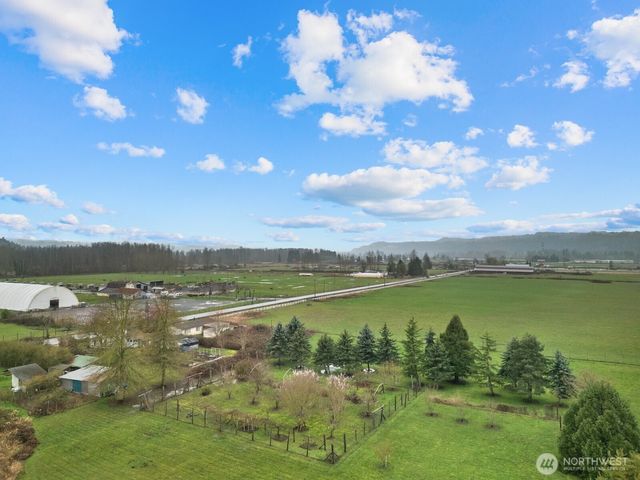 20807 Orville Road E, Orting, WA 98360