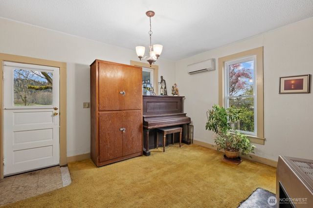 20807 Orville Road E, Orting, WA 98360