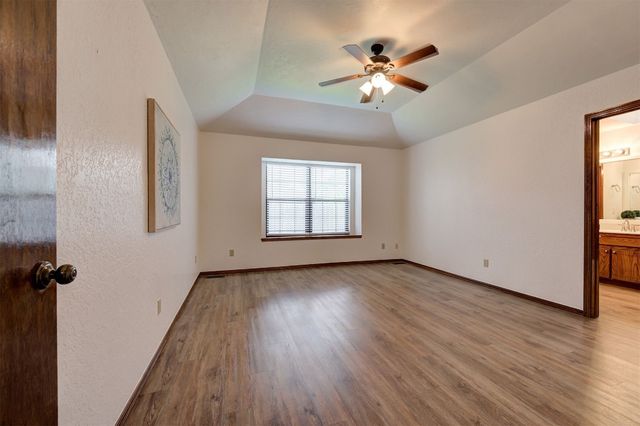 1018 NW 168th Street, Edmond, OK 73012