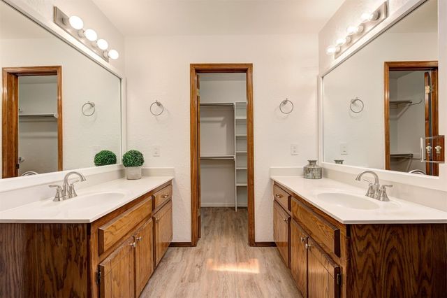 1018 NW 168th Street, Edmond, OK 73012