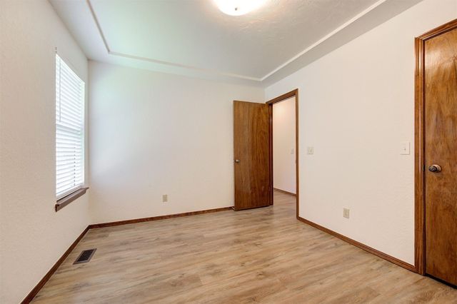 1018 NW 168th Street, Edmond, OK 73012