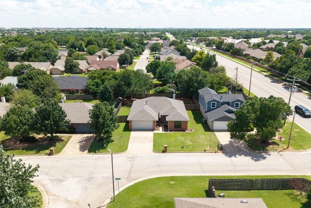 1018 NW 168th Street, Edmond, OK 73012
