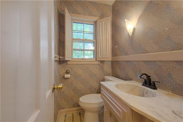 5612 Birch Street, Roeland Park, KS 66205