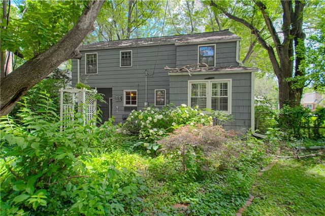 5612 Birch Street, Roeland Park, KS 66205