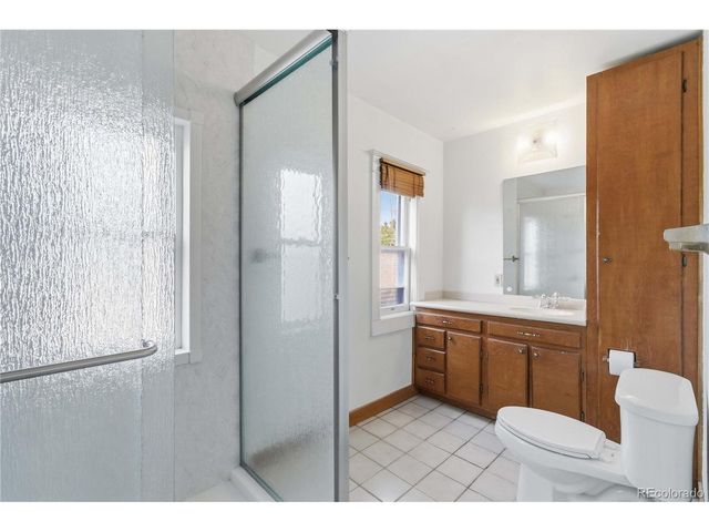 5622 Zephyr St, Arvada, CO 80002