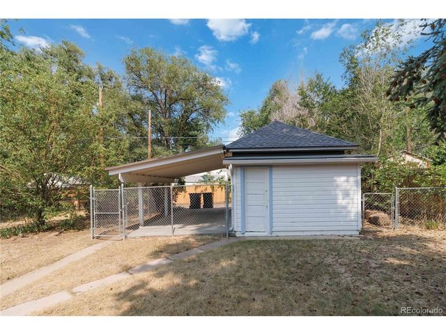 5622 Zephyr St, Arvada, CO 80002