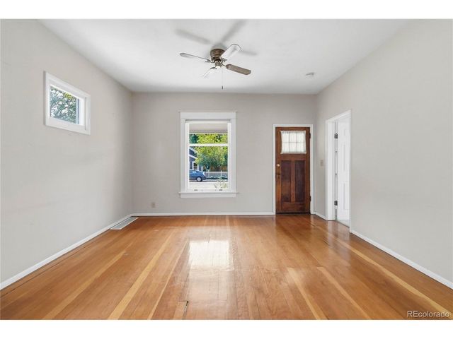 5622 Zephyr St, Arvada, CO 80002