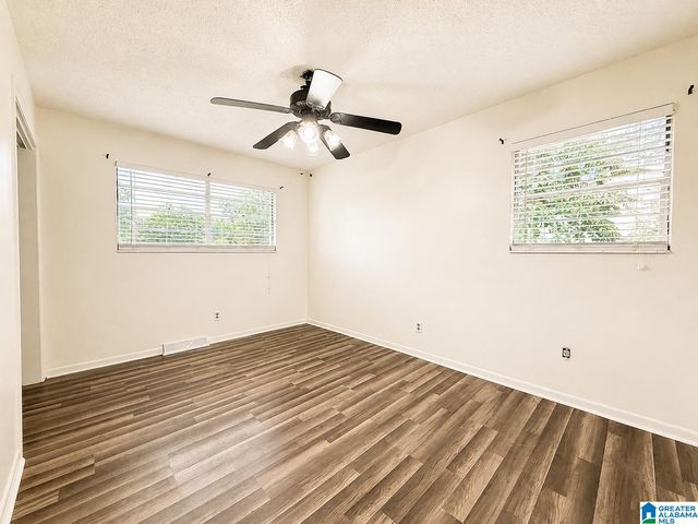 513 LYNNWOOD CIRCLE, Gardendale, AL 35217