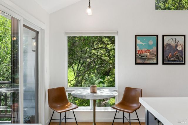 25 Palomino Cir, Novato, CA 94947