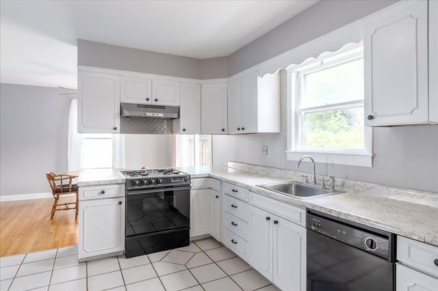 51 Flint St, Lynn, MA 01905