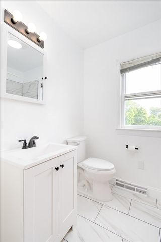 51 Flint St, Lynn, MA 01905