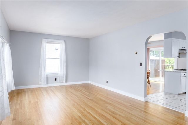 51 Flint St, Lynn, MA 01905